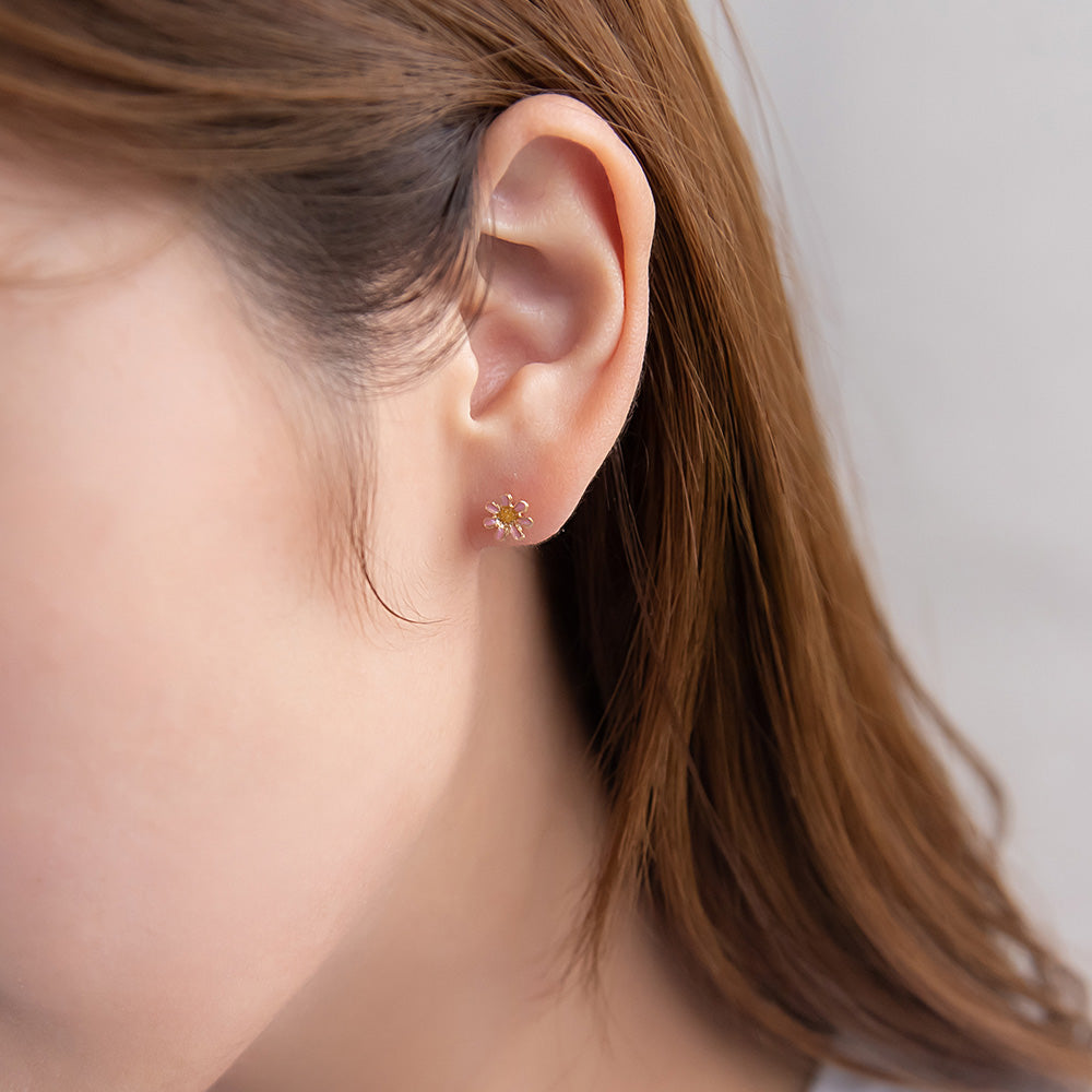 樹脂ピアス ネコ チューリップ マーガレット 3個セット スタッドピアス