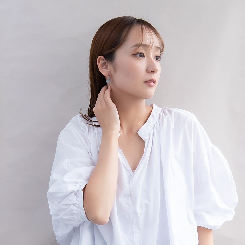 樹脂ピアス ネコ チューリップ マーガレット 3個セット スタッドピアス