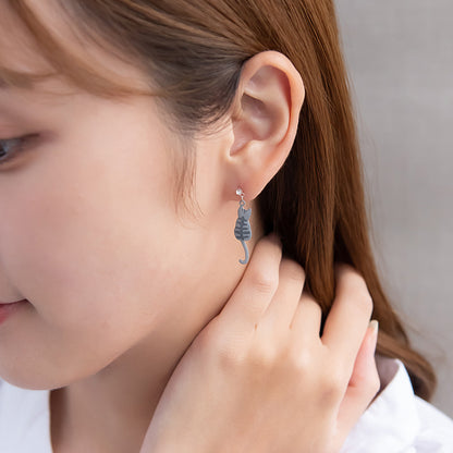 樹脂ピアス お座り 猫 ストーン スタッドピアス