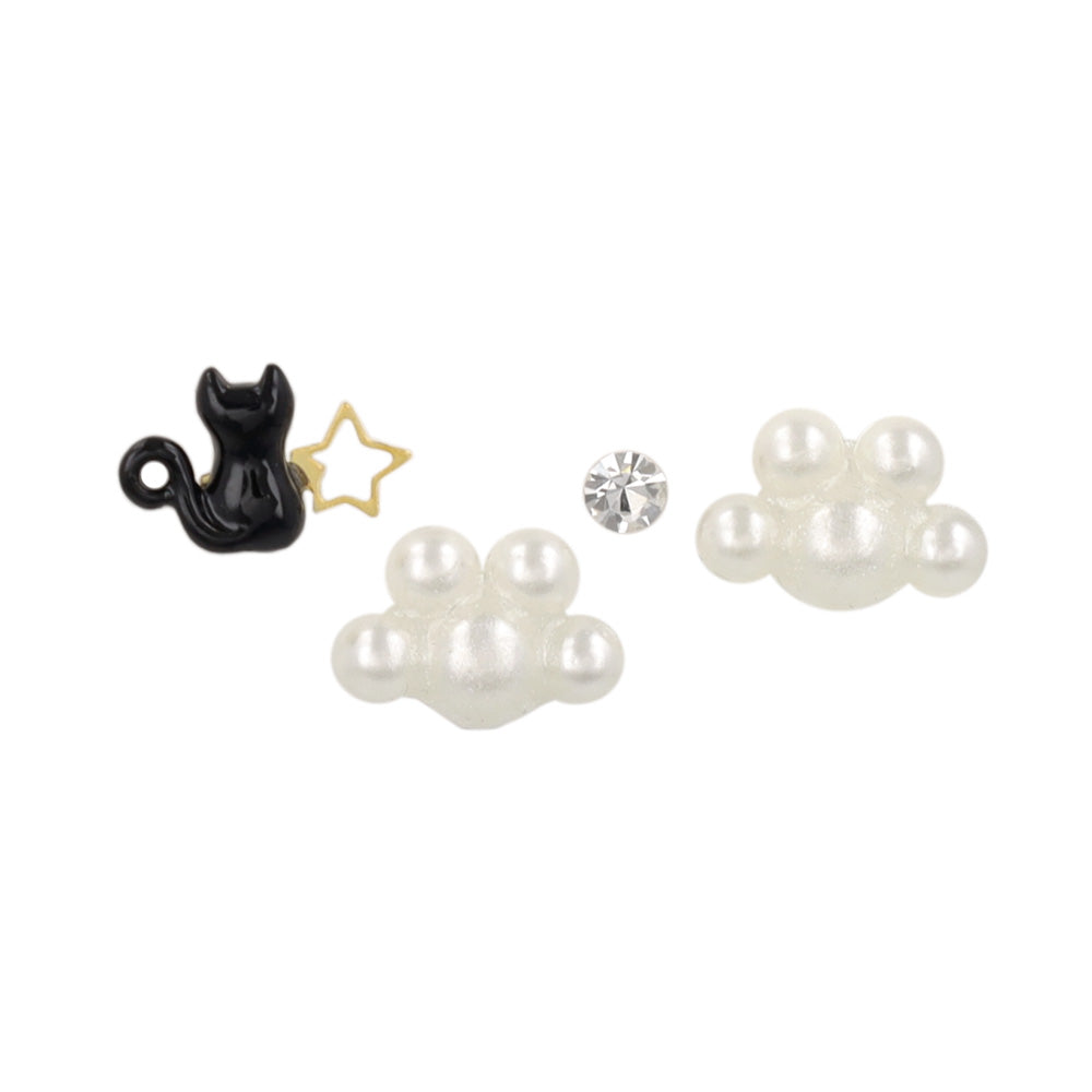 樹脂ピアス ニッケルフリー 黒猫と星  肉球パール ストーン 4個セット スタッドピアス
