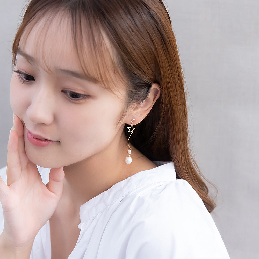 ノンホールピアス ニッケルフリー メタル スター ストーン パール ウェーブ 下がり イヤリング 樹脂タイプ