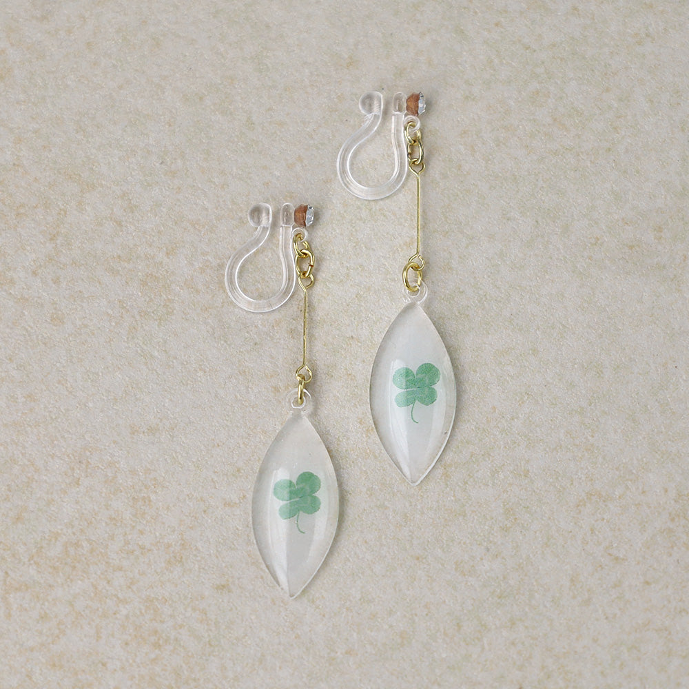 ノンホールピアス ニッケルフリー クローバー リーフ型 ストーン イヤリング 樹脂タイプ