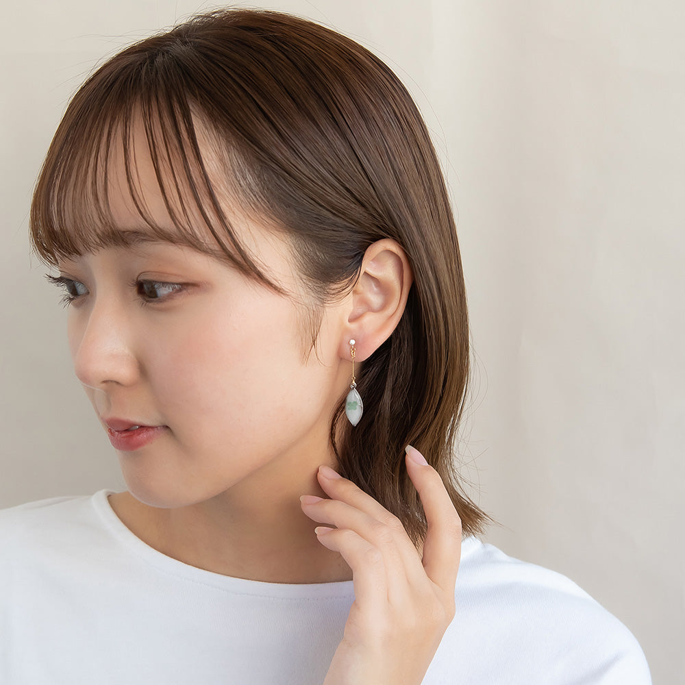 ノンホールピアス ニッケルフリー クローバー リーフ型 ストーン イヤリング 樹脂タイプ