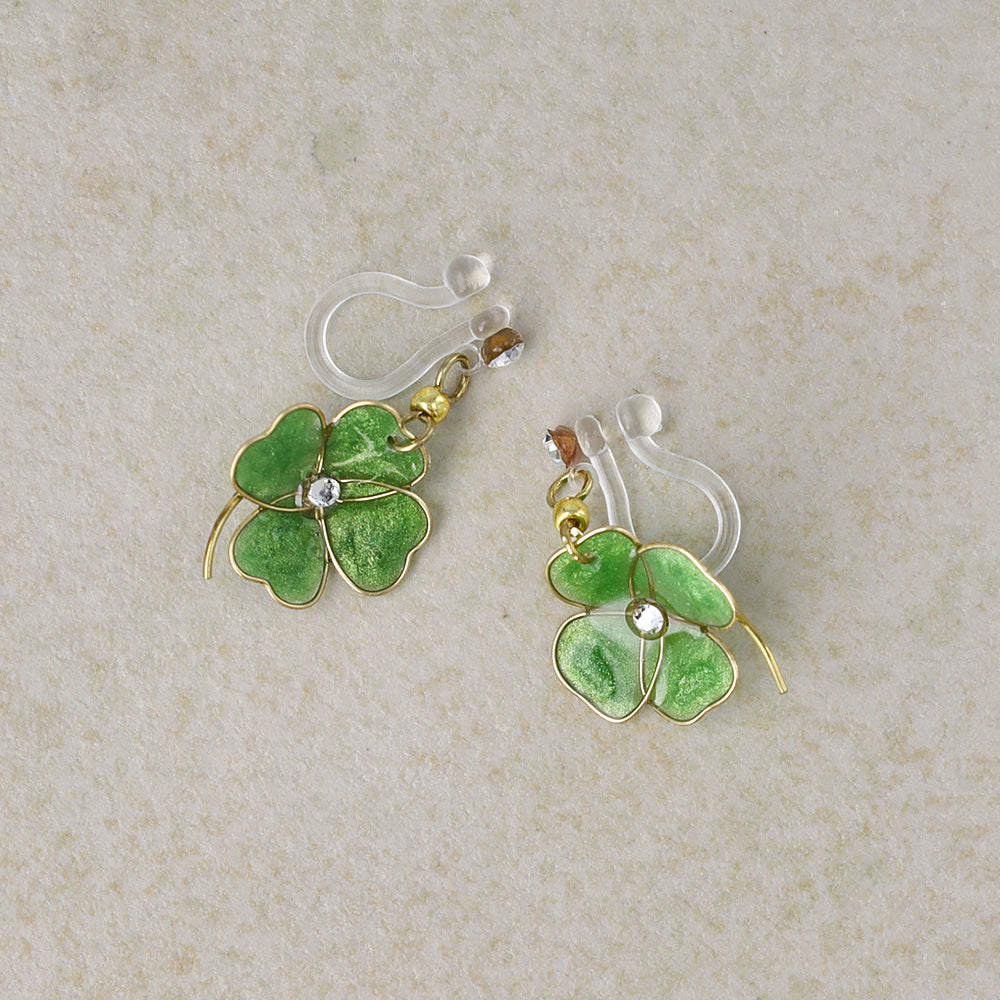 ノンホールピアス ニッケルフリー ワイヤーフラワー クローバー ストーン イヤリング 樹脂タイプ