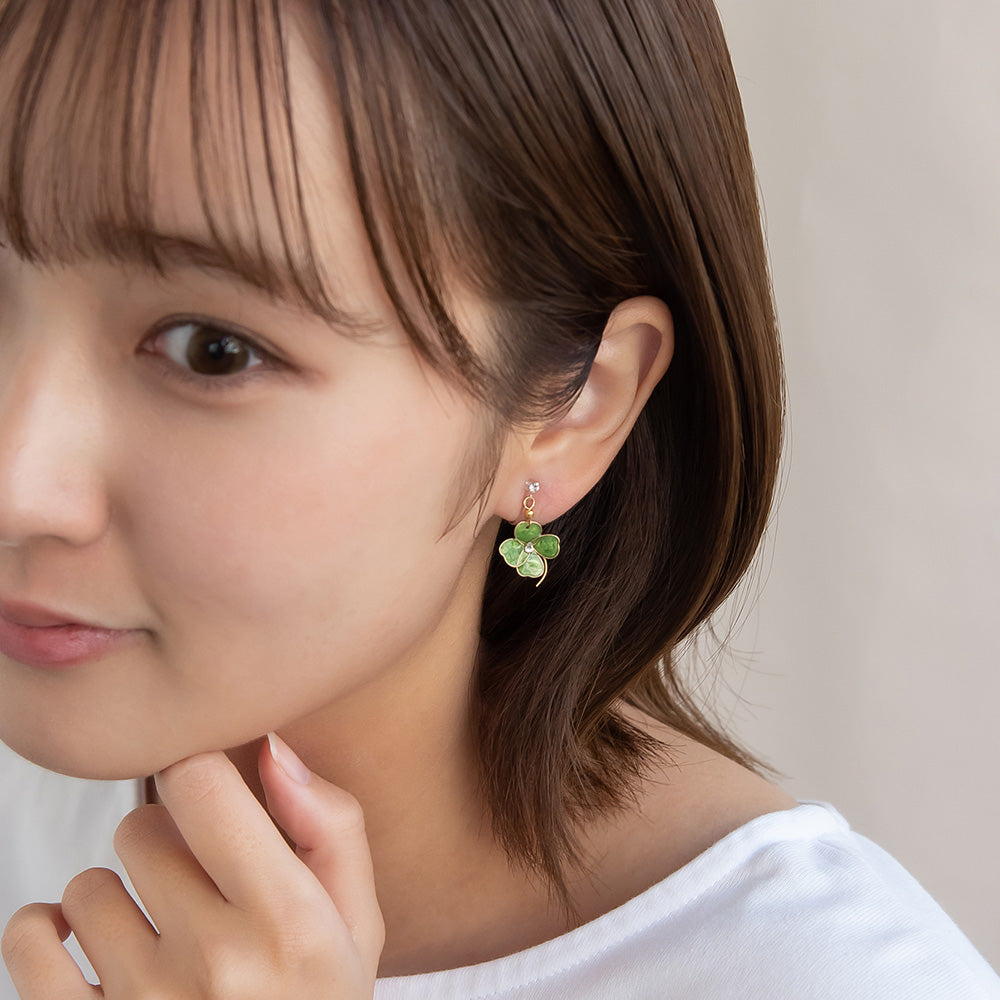 ノンホールピアス ニッケルフリー ワイヤーフラワー クローバー ストーン イヤリング 樹脂タイプ