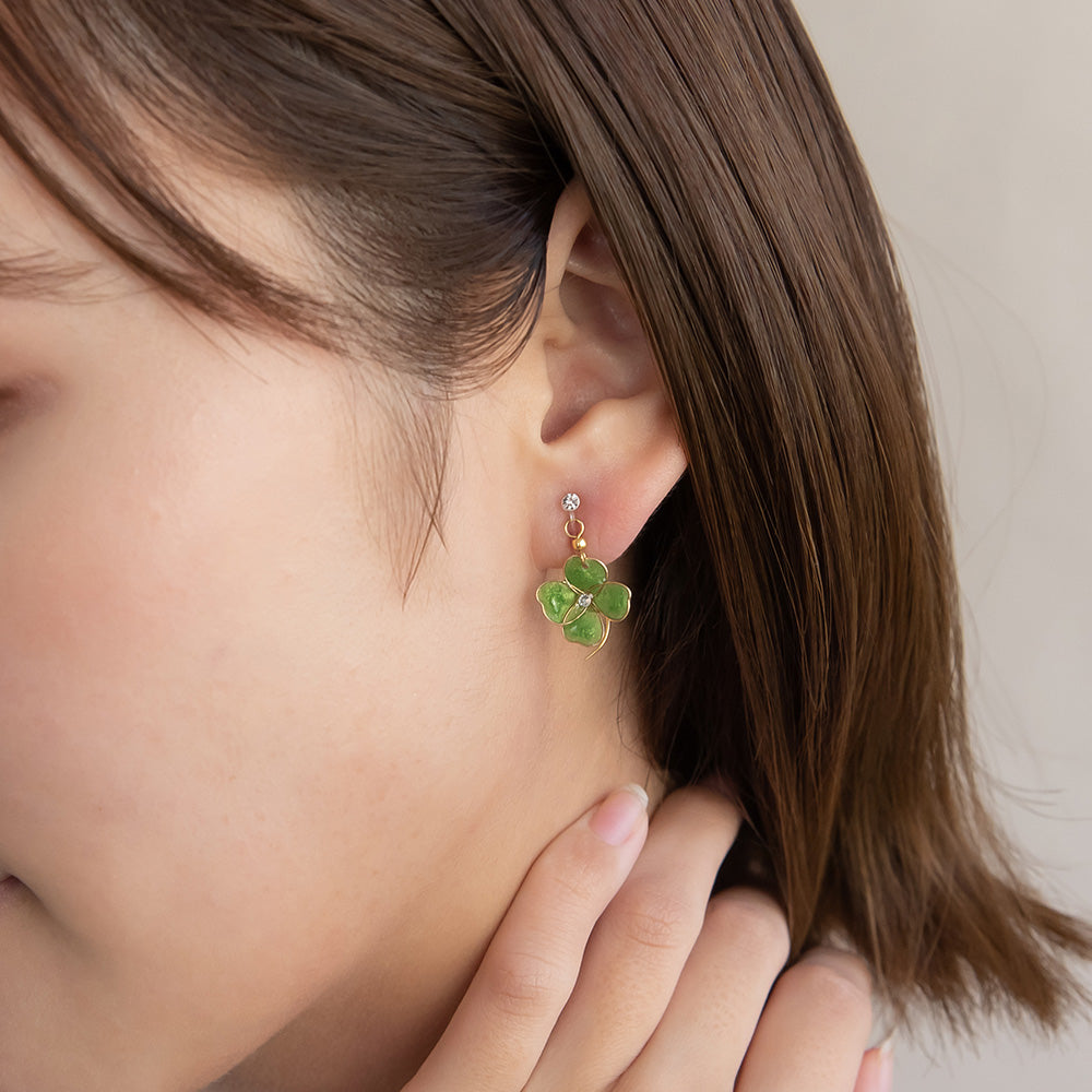 ノンホールピアス ニッケルフリー ワイヤーフラワー クローバー ストーン イヤリング 樹脂タイプ