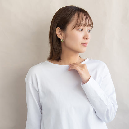 ノンホールピアス ニッケルフリー ワイヤーフラワー クローバー ストーン イヤリング 樹脂タイプ