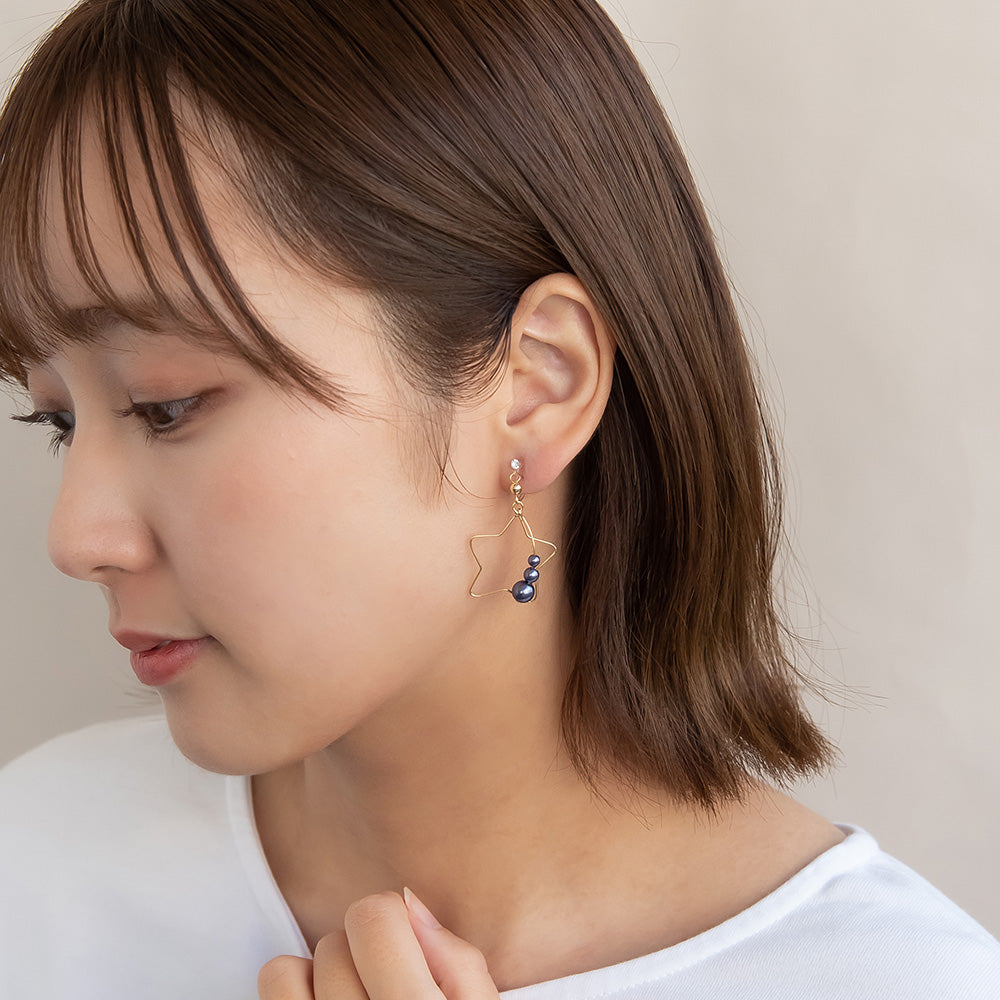 ノンホールピアス ニッケルフリー 宇宙モチーフ スターフレーム 惑星パール イヤリング 樹脂タイプ