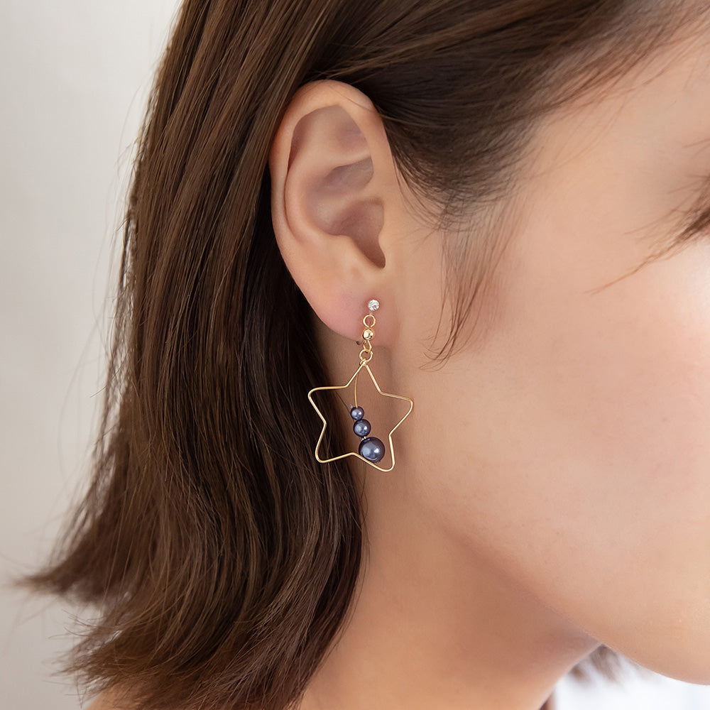 ノンホールピアス ニッケルフリー 宇宙モチーフ スターフレーム 惑星パール イヤリング 樹脂タイプ