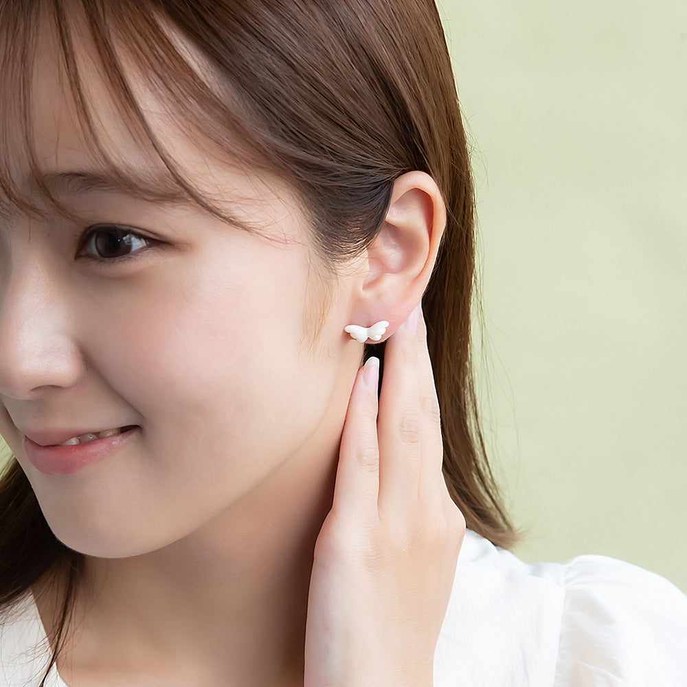 ピアス 天使の羽 翼 パステルカラー チタンポスト スタッドピアス