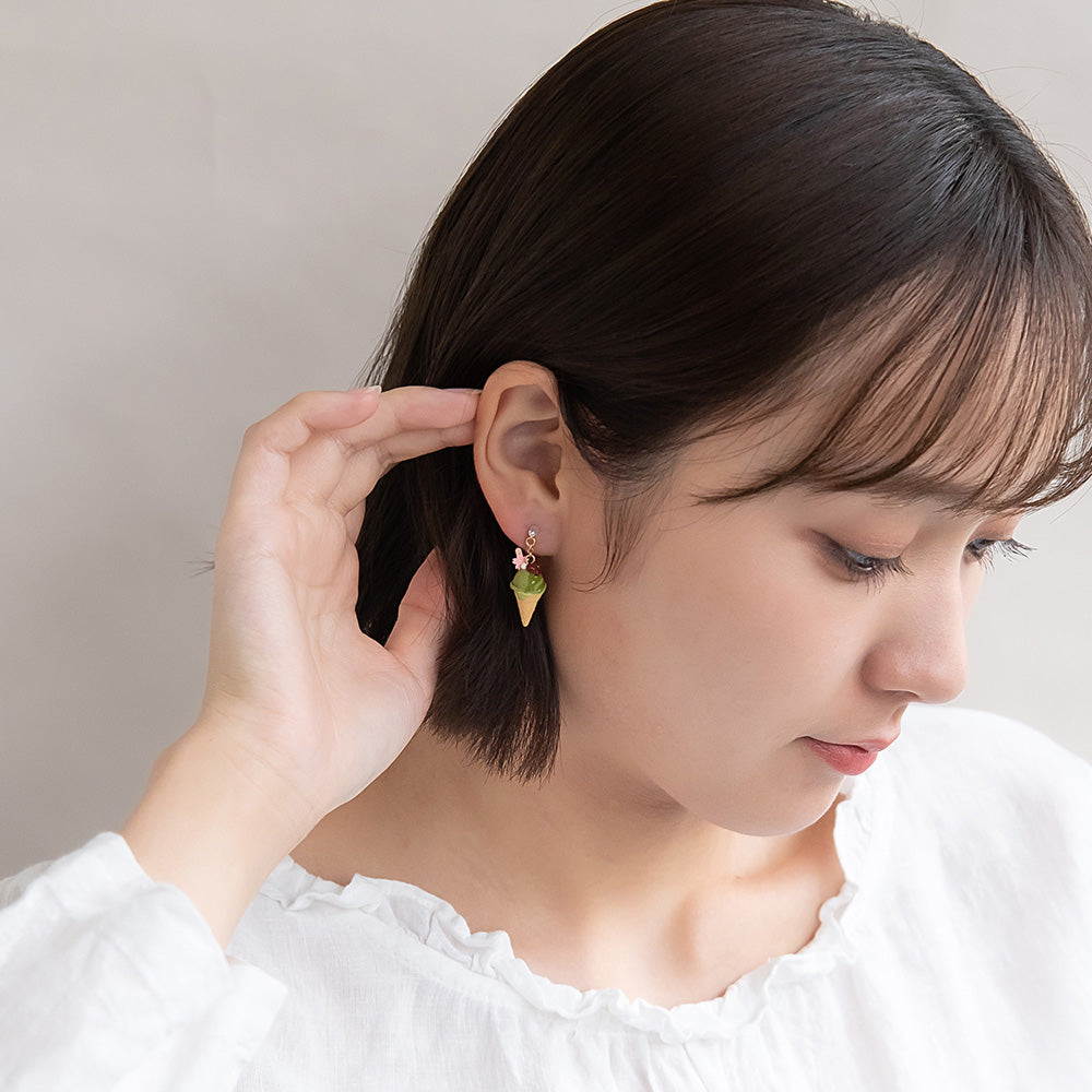 ノンホールピアス 抹茶 アイスクリーム イヤリング 樹脂タイプ