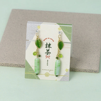 ノンホールピアス 抹茶 葉 マーブル ビーズ イヤリング 樹脂タイプ