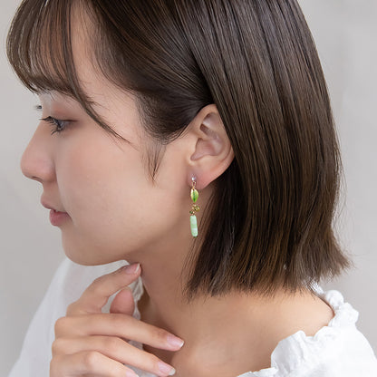 ノンホールピアス 抹茶 葉 マーブル ビーズ イヤリング 樹脂タイプ