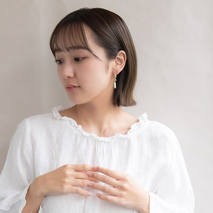 ノンホールピアス 抹茶 葉 マーブル ビーズ イヤリング 樹脂タイプ