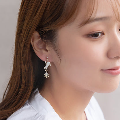 ノンホールピアス  ニッケルフリー 猫 雪の結晶 イヤリング 樹脂タイプ