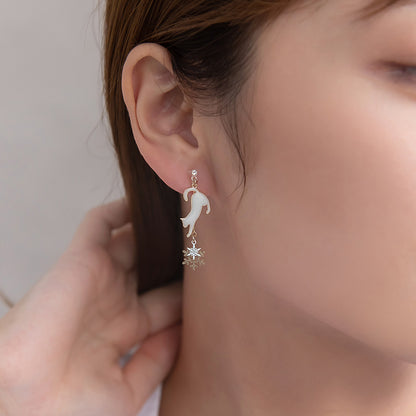 ノンホールピアス  ニッケルフリー 猫 雪の結晶 イヤリング 樹脂タイプ