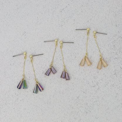 ピアス オーロラカラー ビーズ チェーン チタンポスト スタッドピアス