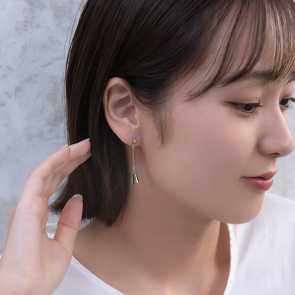 ピアス オーロラカラー ビーズ チェーン チタンポスト スタッドピアス