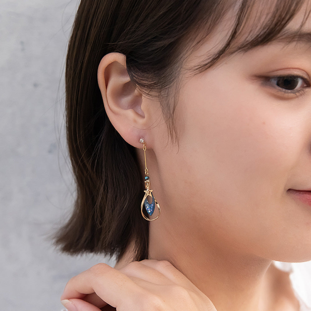 ピアス ニッケルフリー 宇宙 スター ツイスト ドロップ チタンポスト