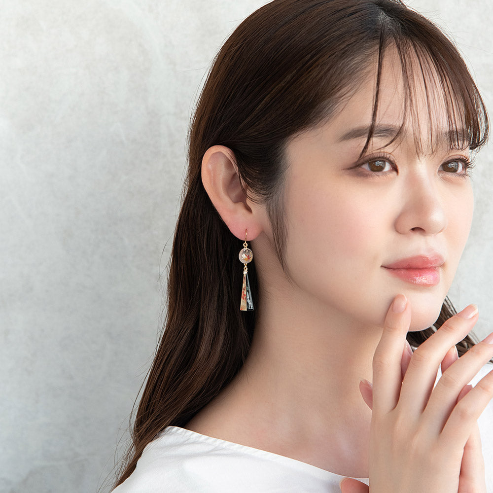 ピアス メタル ストーン クリア 紅葉 もみじ 柄 トライアングル プレート フックピアス