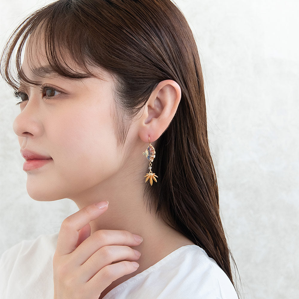 ピアス メタル クリア ビーズ 紅葉 もみじ 山 富士山 風景 扇子