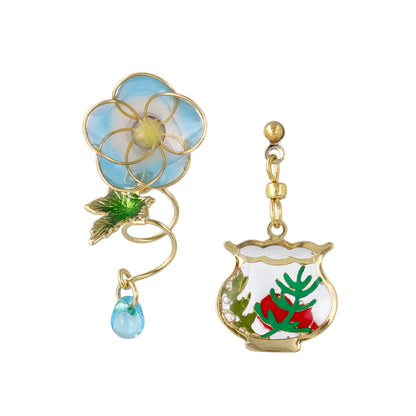 ピアス ニッケルフリー メタル 朝顔 ワイヤー フラワー 花 金魚 金魚鉢 ドロップ クリア カラー ビーズ アシンメトリー チタンポスト スタッドピアス