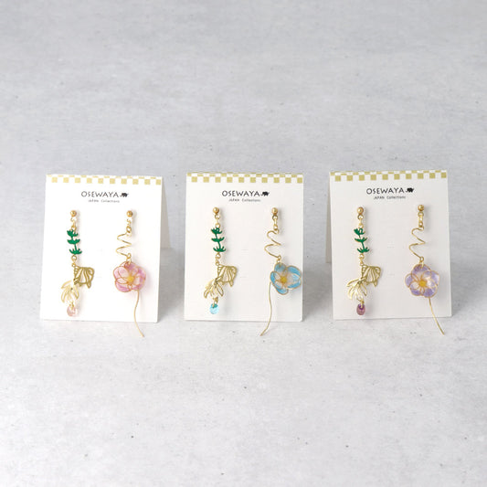 ピアス ニッケルフリー メタル 朝顔 ワイヤー フラワー 花 金魚 ドロップ クリア カラー ビーズ アシンメトリー チタンポスト スタッドピアス
