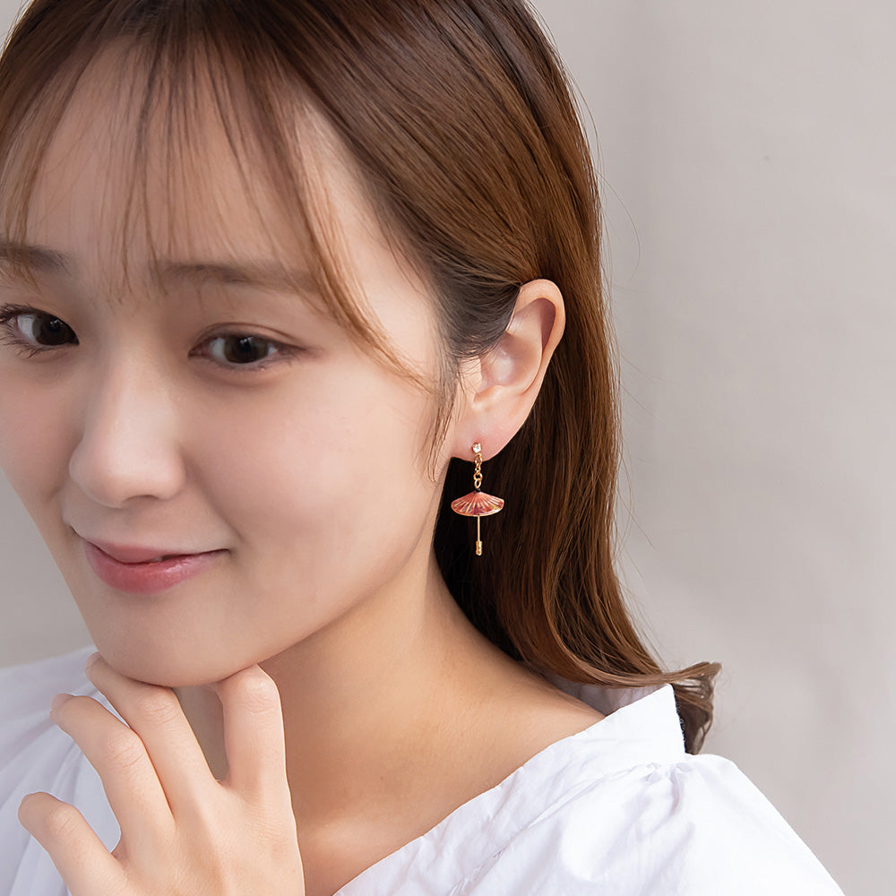 ピアス 紅葉 番傘 チタンポスト スタッドピアス