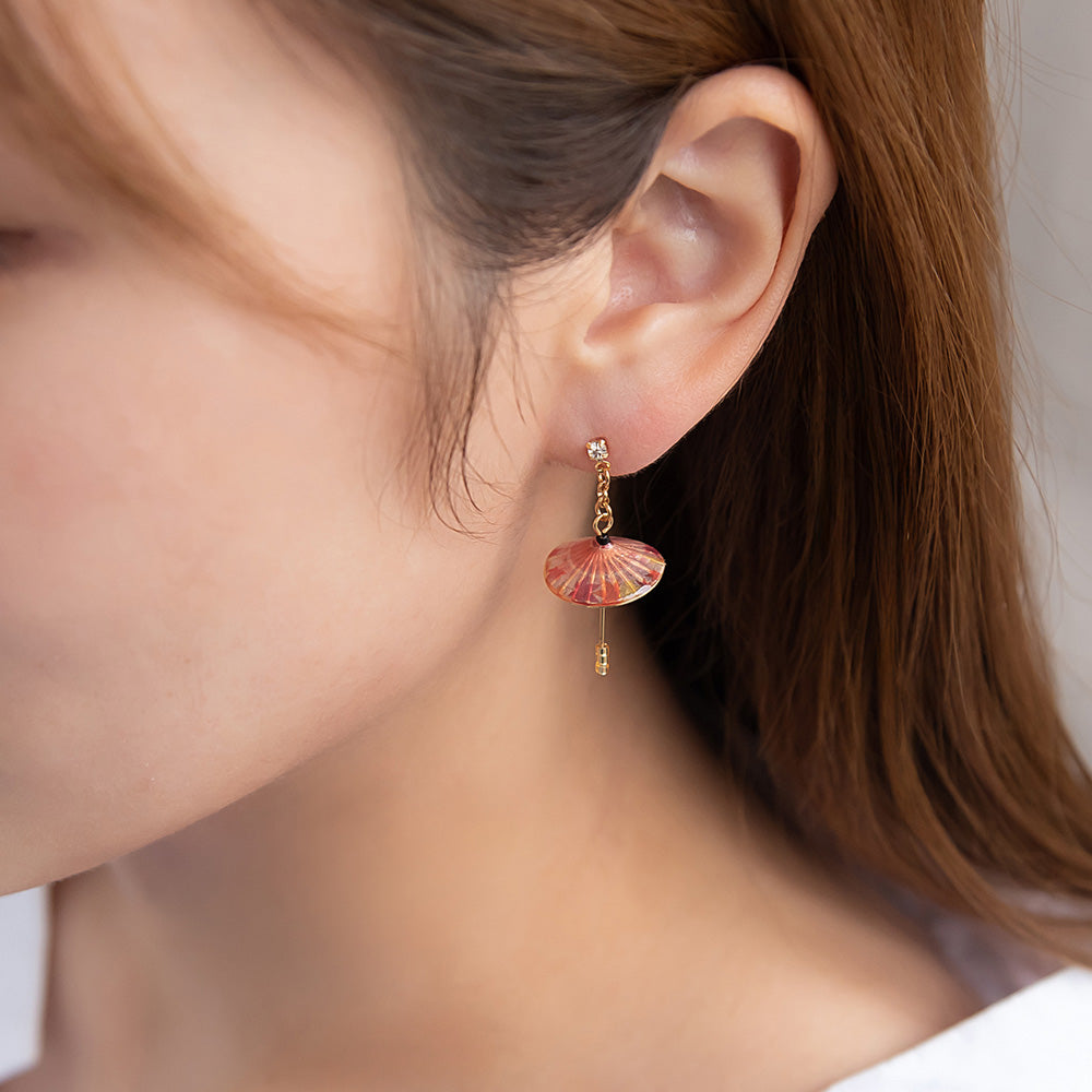 ピアス 紅葉 番傘 チタンポスト スタッドピアス