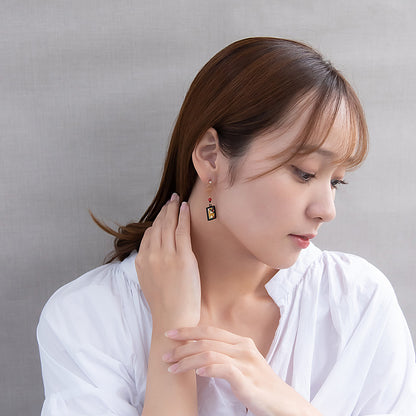 ピアス 扇子 花札（紅葉に鹿） チタンポスト スタッドピアス