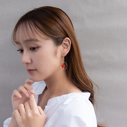 ピアス 紅葉 チタンポスト スタッドピアス