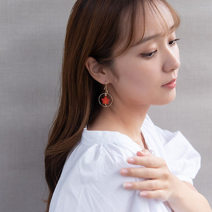 ピアス 紅葉 チタンポスト スタッドピアス