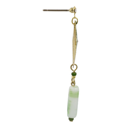 ピアス 抹茶 網代格子 マーブル ビーズ チタンポスト スタッドピアス