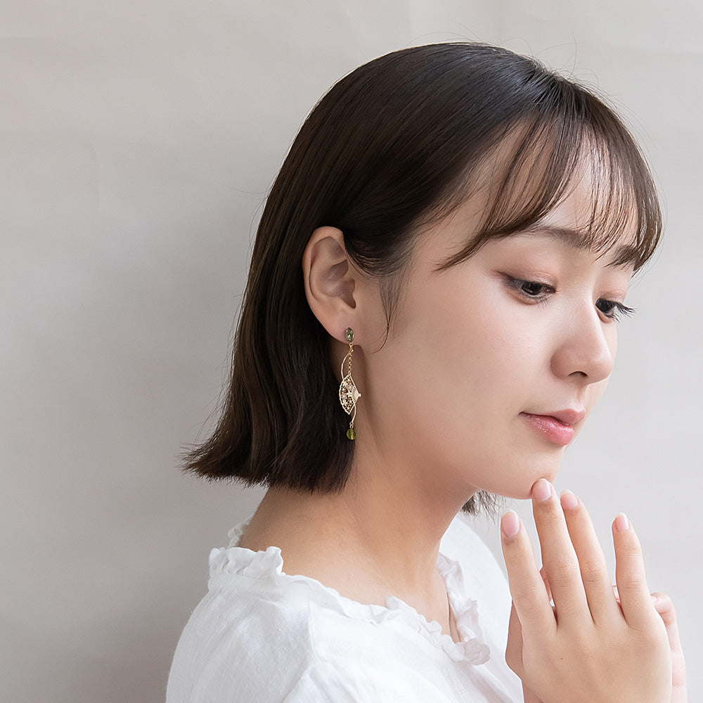 ピアス 抹茶 扇子 桜柄 チタンポスト スタッドピアス – OSEWAYA