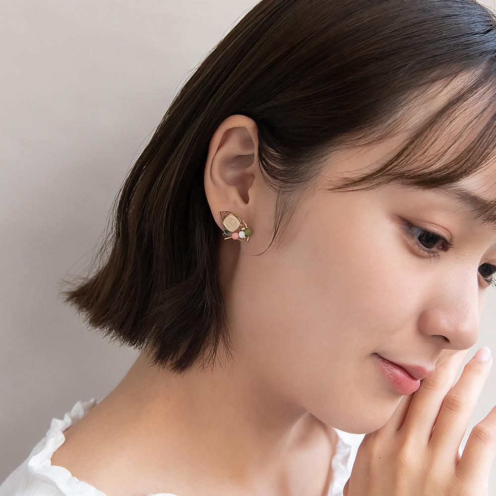 ピアス 抹茶 和菓子 扇子 白狐 チタンポスト スタッドピアス
