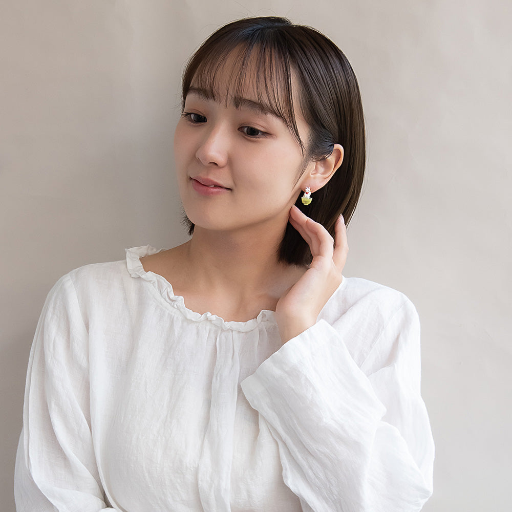 ピアス 抹茶 和菓子 扇子 白狐 チタンポスト スタッドピアス