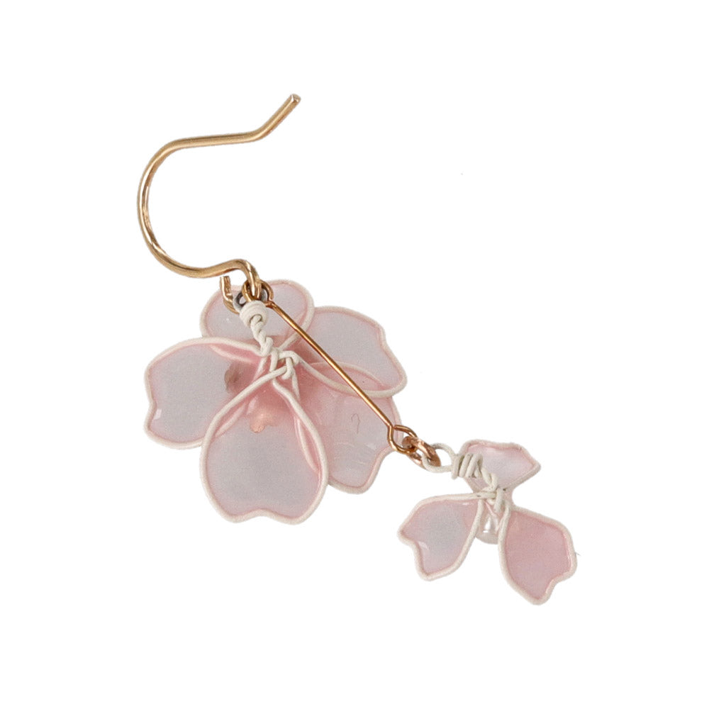ピアス ニッケルフリー メタル ダブル 桜 花 ワイヤーフラワー パール サージカルステンレスポスト フックピアス