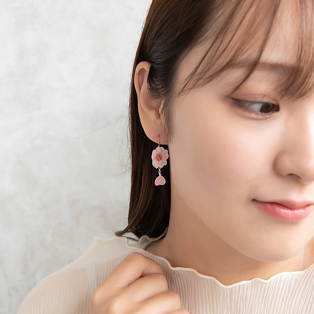 ピアス ニッケルフリー メタル 桜 花びら ワイヤーフラワー サージカルステンレスポスト フックピアス