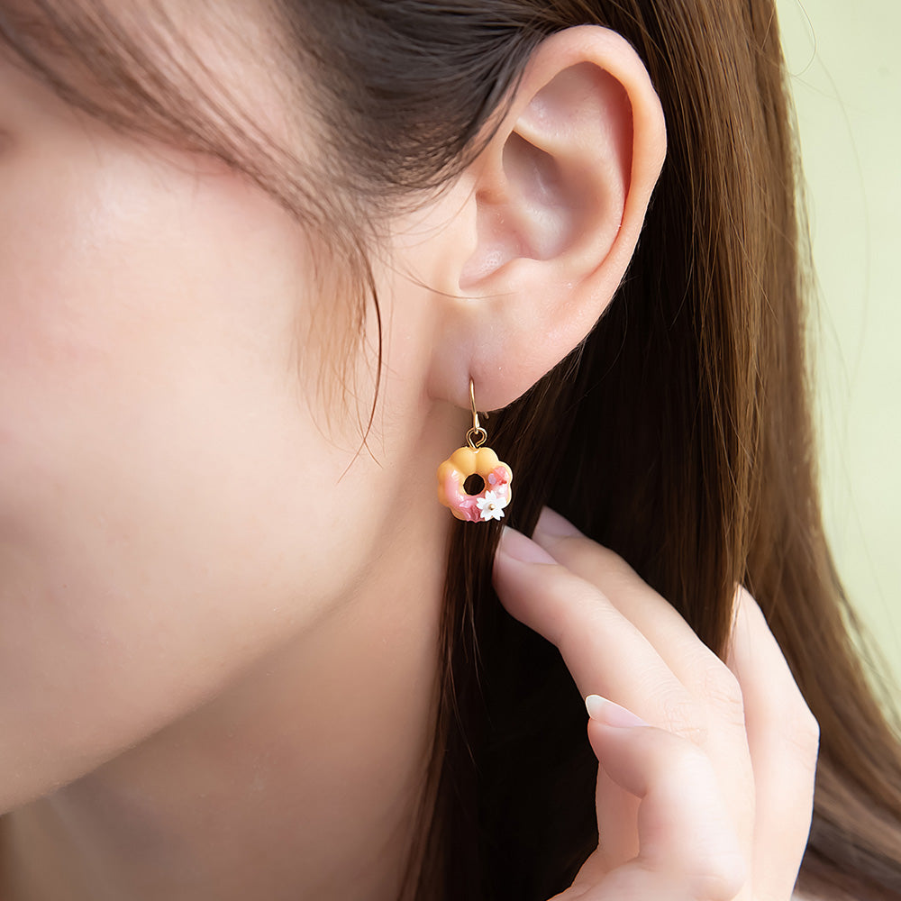 ピアス 桜 フラワー ドーナツ スイーツ フックピアス – OSEWAYA