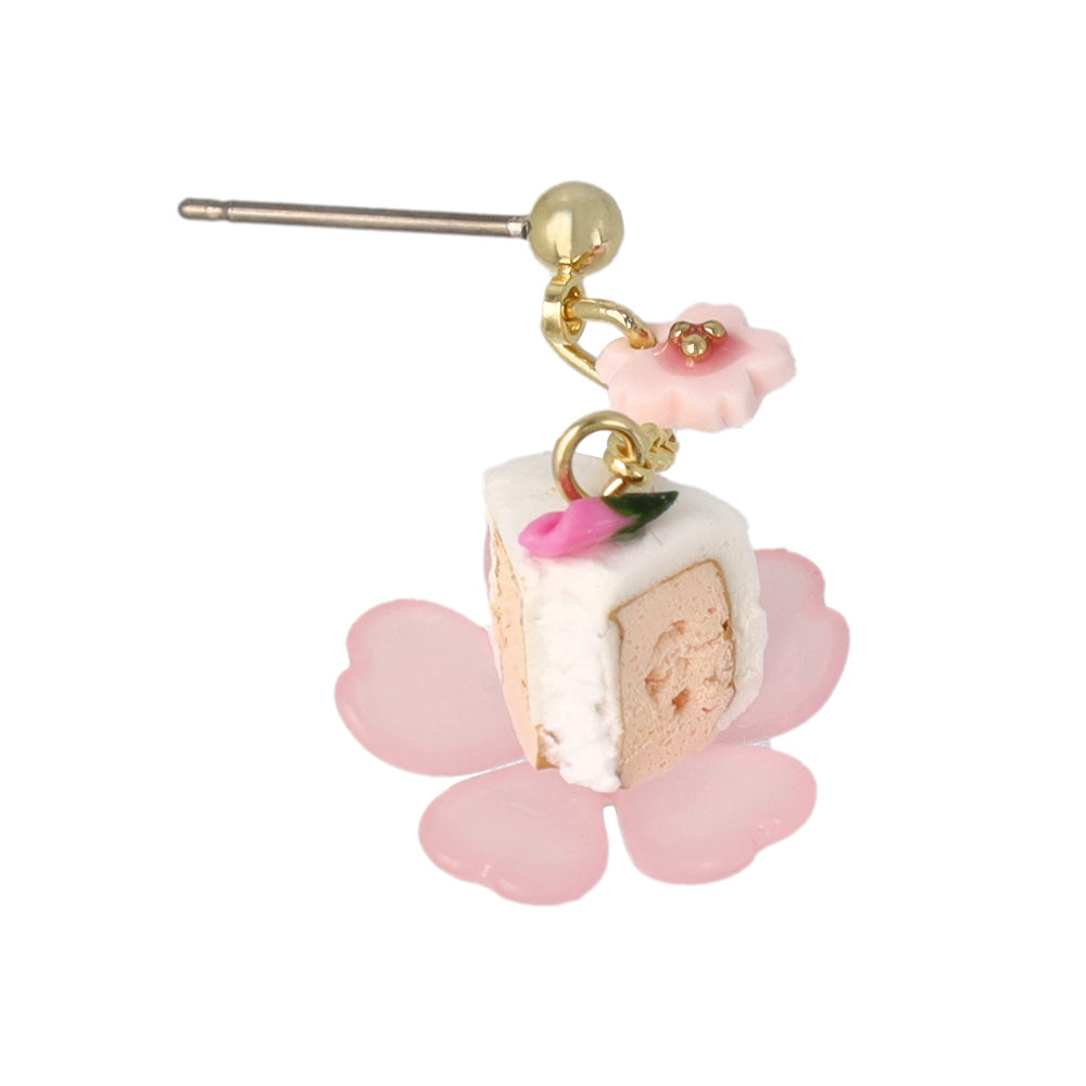 ピアス 桜 フラワー ケーキ スイーツ チタンポスト スタッドピアス