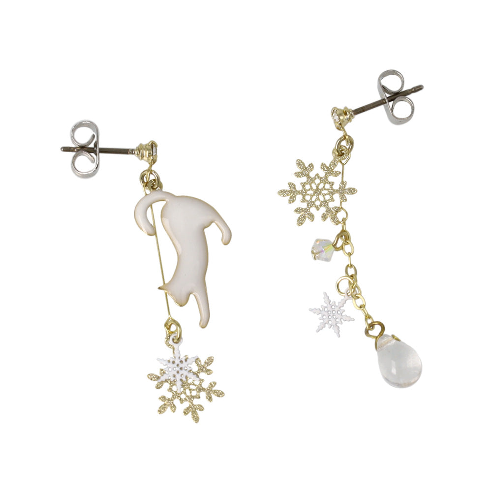 ピアス ニッケルフリー 猫 雪の結晶 チタンポスト スタッドピアス