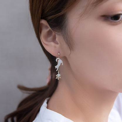 ピアス ニッケルフリー 猫 雪の結晶 チタンポスト スタッドピアス