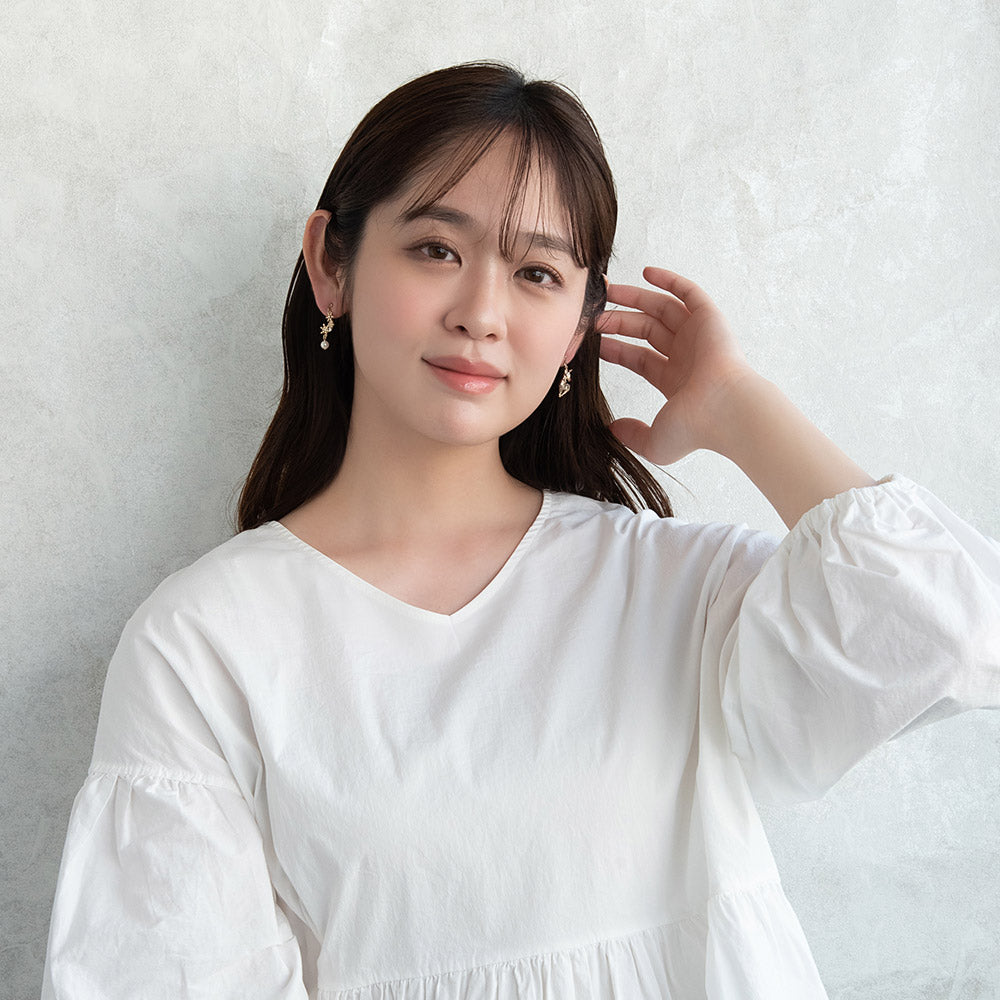 ピアス ニッケルフリー メタル キュービックジルコニア 赤鼻 トナカイ 雪の結晶 ストーン パール チタンポスト スタッドピアス