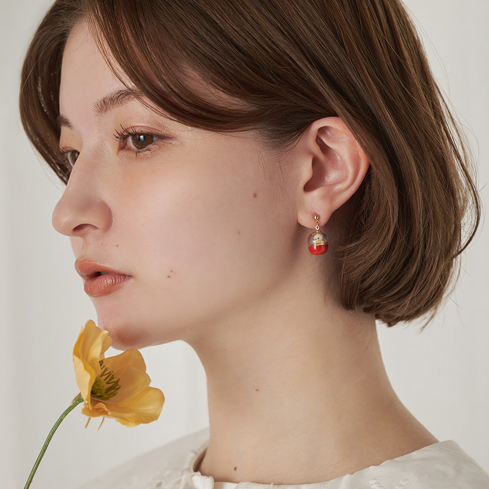 【Ayatorie/アヤトリエ】小さなくまとカプセルピアス