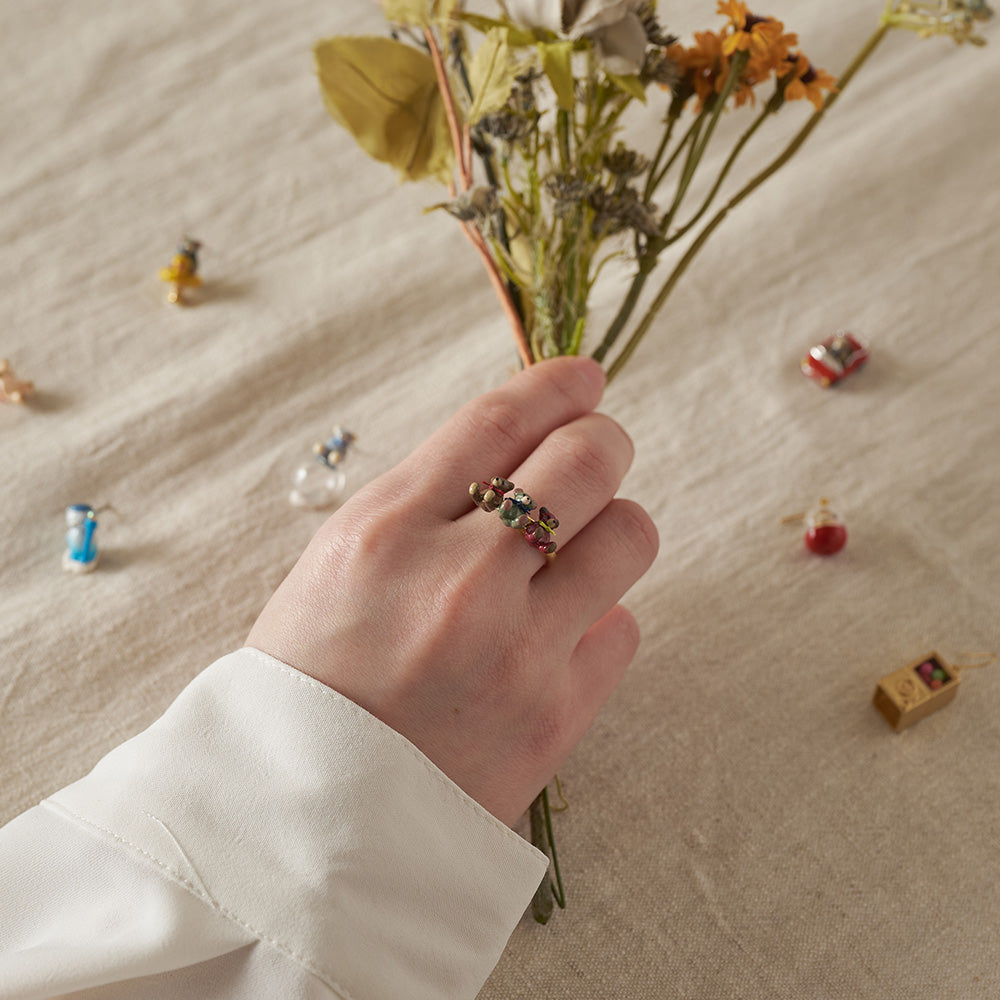 【Ayatorie/アヤトリエ】小さなくまのお座りリング