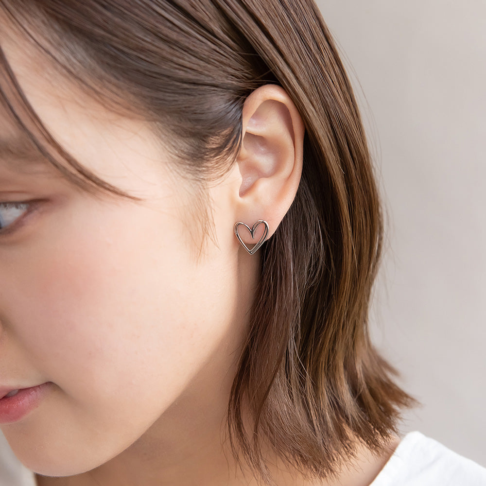 ピアス ニッケルフリー メタル ハート チタンポスト スタッドピアス