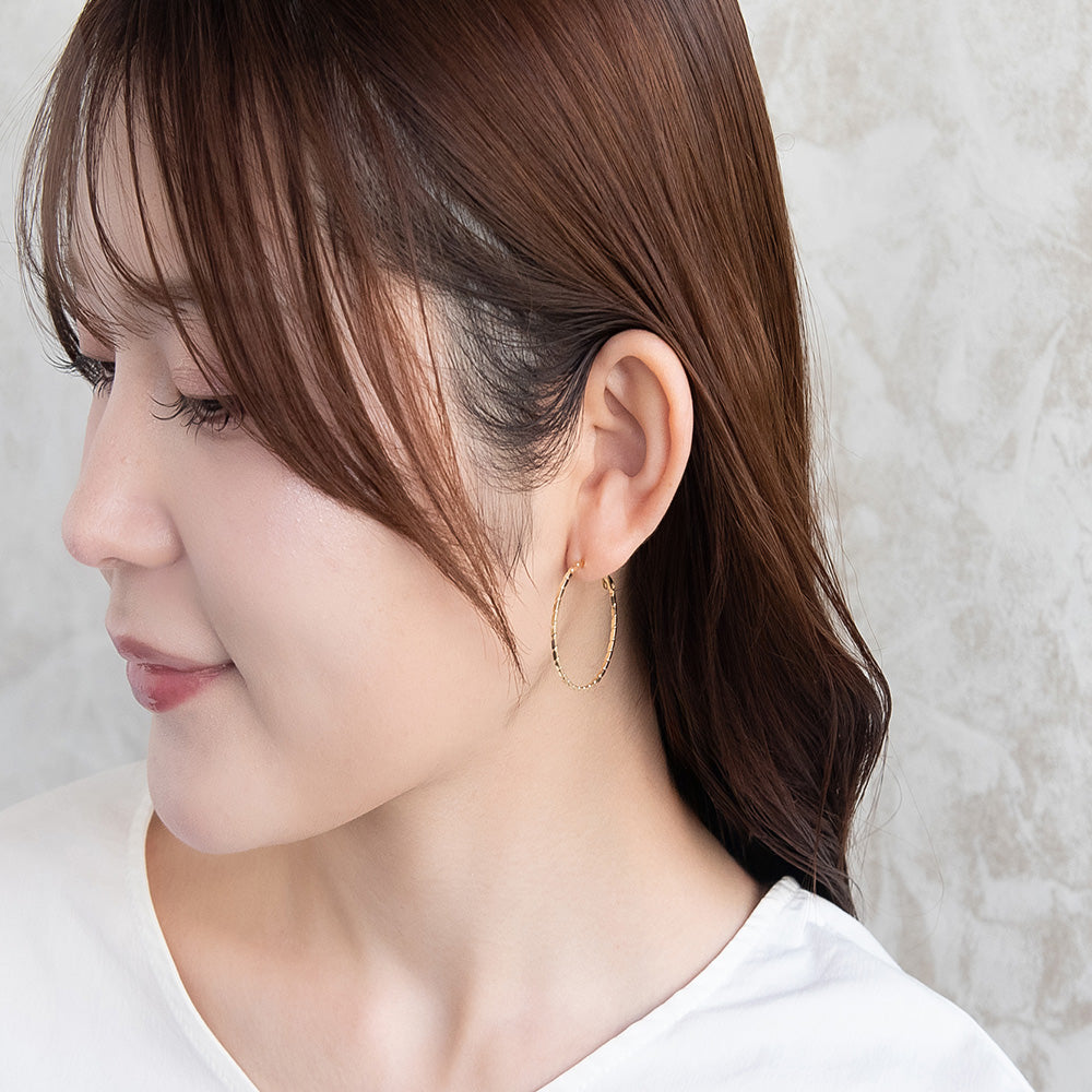 ピアス ニッケルフリー メタル ツイスト チタンポスト フープピアス