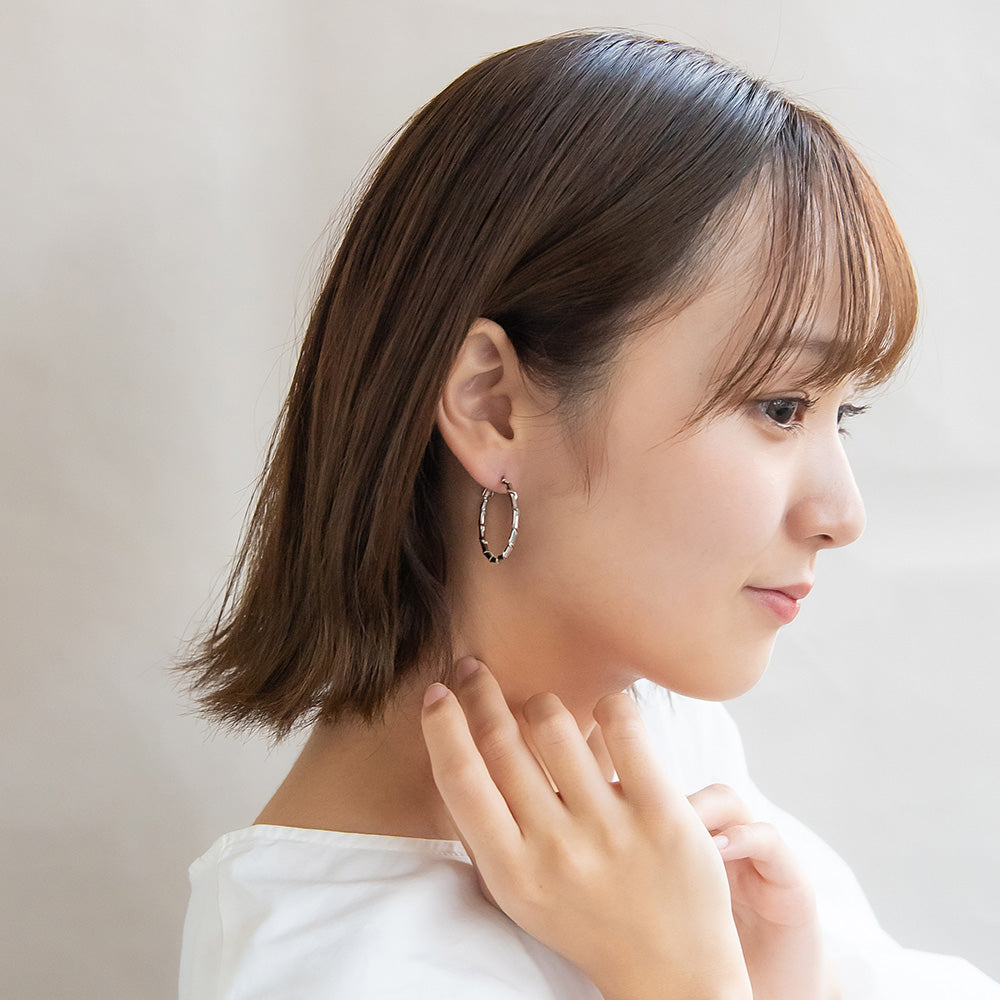 ピアス ニッケルフリー メタル ツイスト チタンポスト フープピアス