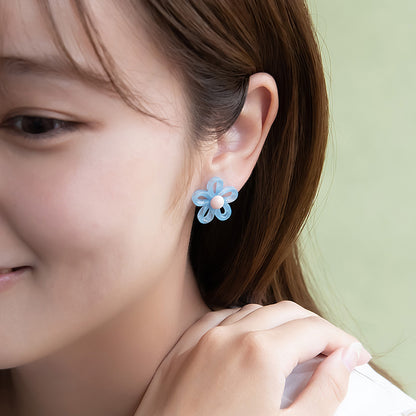 ピアス 透かし フラワー クリア バイカラー チタンポスト スタッドピアス
