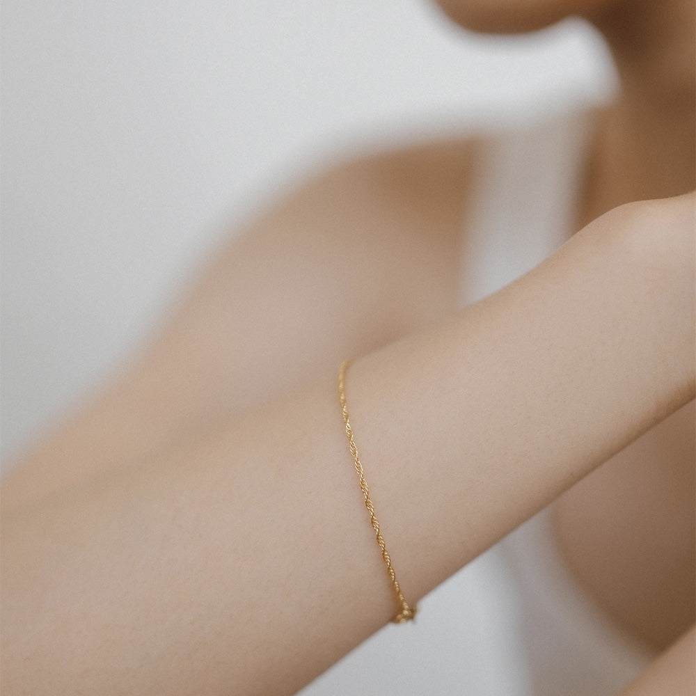 【elaia/エライア】 ブレスレット Silver925/K14ゴールドフィルド ツイスト チェーンブレスレット オリジナルボックス/巾着付き